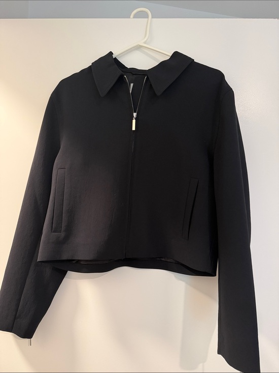 Wilfred Jackets & Blazers - Wilfred Black Cropped Zip Blazer